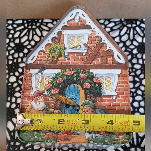 VINTAGE 1996 TIN FROM SILVER CRANE COMPANY ENGLAND PLAYS "IT'S A SMALL WORLD" - Picture 6 of 12